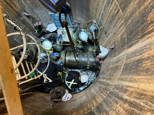 写真３　M2194-2推進施工状況（推進機到達）